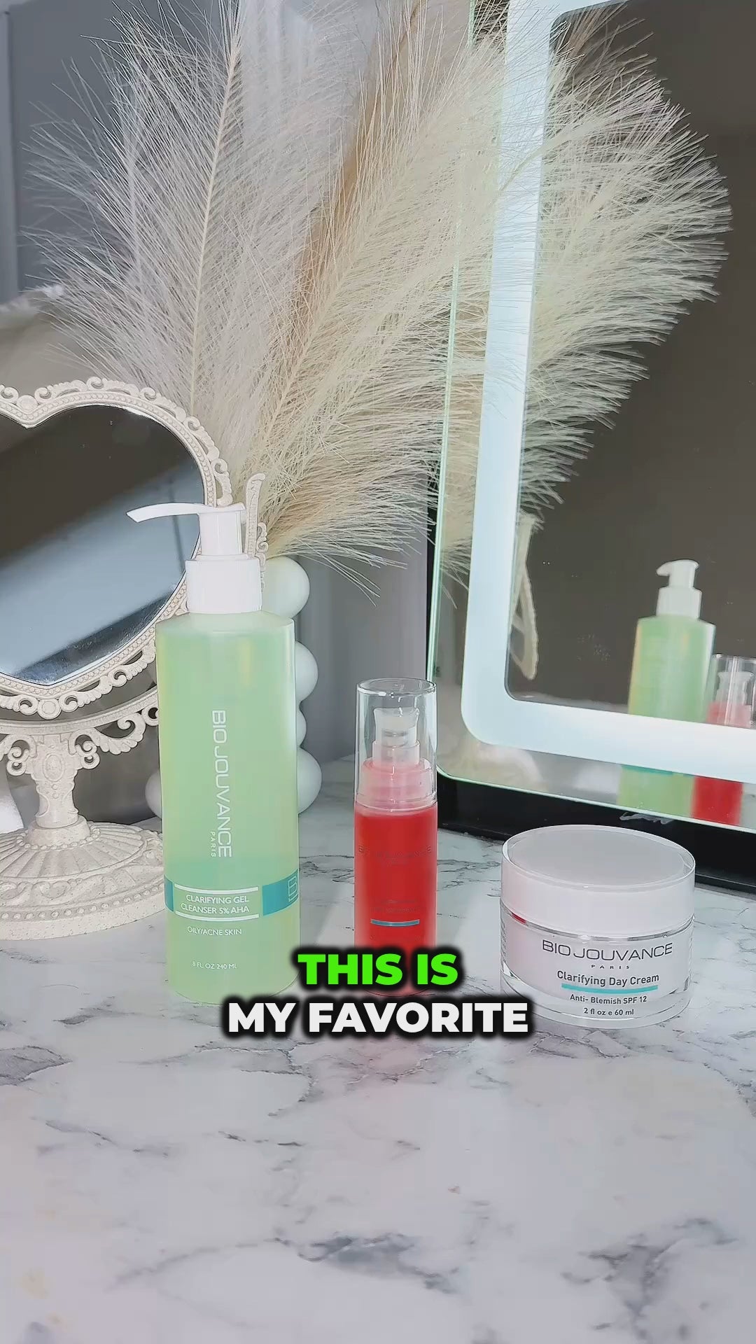 Load video: Clarifying Day Cream SPF 12